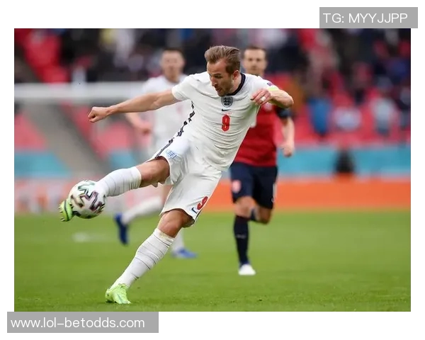 德甲热刺狂胜那不勒斯五球逆转全场激情瞬间引发热烈反响