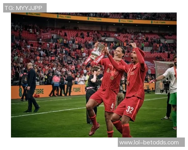 足总杯激战利物浦险胜切尔西点球大战引爆全场精彩集锦回顾