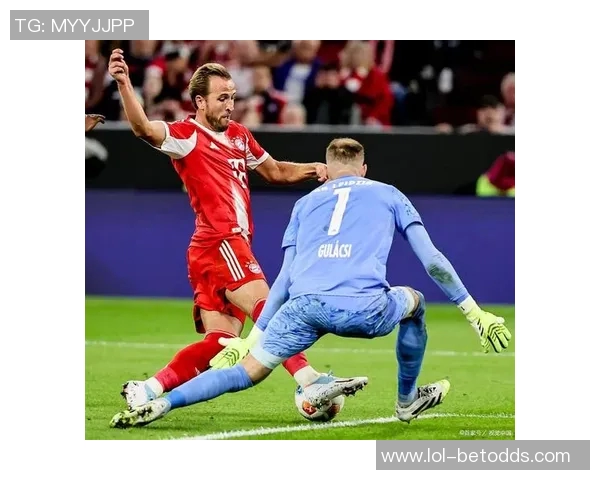 德甲焦点战拜仁大胜巴萨红牌争议引发全场热议