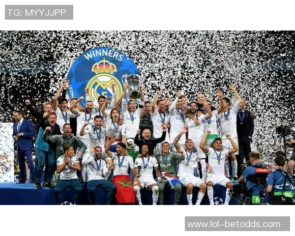 国王杯激战皇马小胜那不勒斯红牌争议引发全场热议